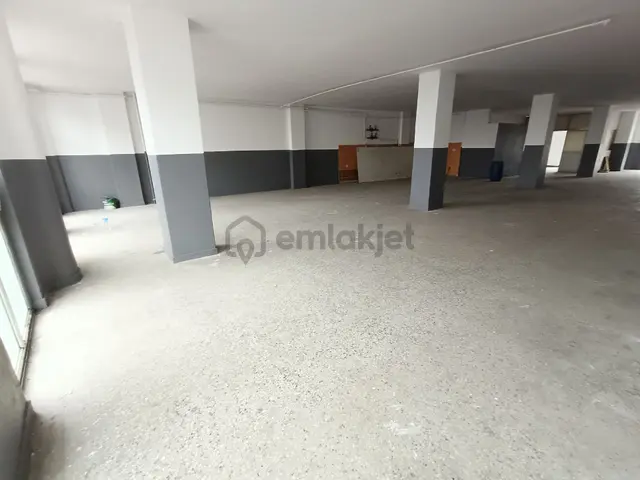 Sultangazi Malkoçoğlu Mahallesinde 350m² Kiralık Dükkan Bulunmaktadır 3