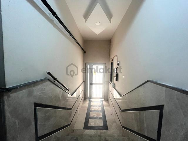 𝄞melodi'den Akçay Merkez'de Piyasanın Altında Ön Cephe Asansörlü Cam Balkon 1+1 Daire 2