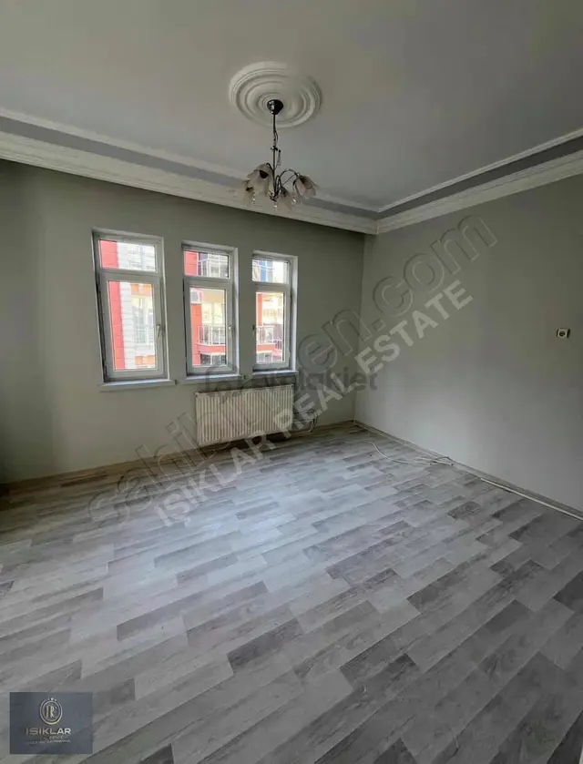 Enes Işık'tan Paşaköşkünün En Güzel Konumunda 3+1 Ara Kat Daire 3