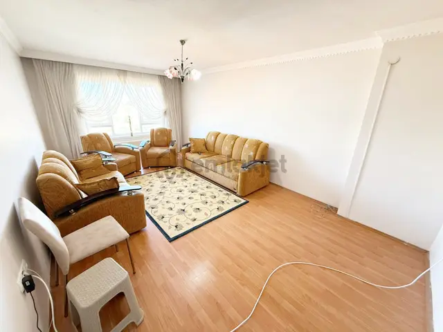 Krc'den Şahintepe Mah Hocalı Caddesine Yakın 2+1 Satılık 4