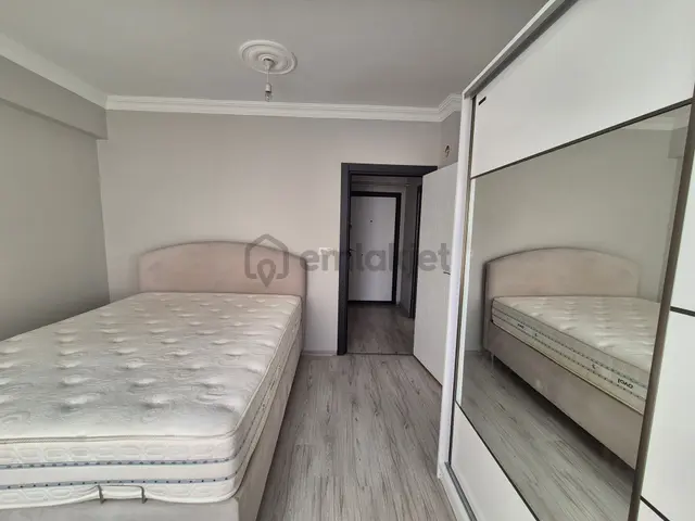 Lüleburgaz Çarşı Merkezde Eşyalı Kiralık 1+1 Daire 3