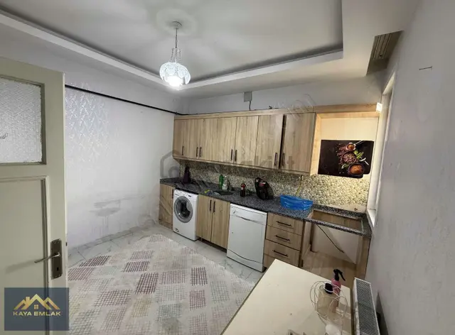 Konak Mahallesinde Kiralık 3+1 Geniş Daire 1
