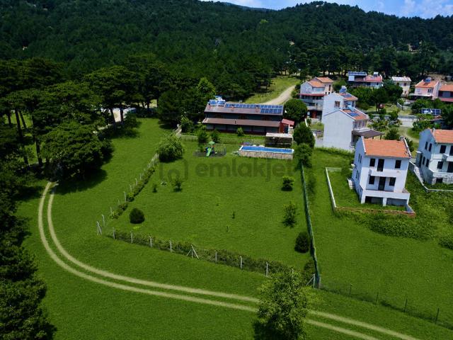 Gümüş'den 2665 M2 Arsa İçerisinde 3 Adet Havuzlu Villa - Dağ Evi 5