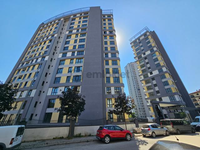 Flora Delux 'de Deniz Manzaralı Balkon'lu Satılık 3+1 Site Dairesi 2