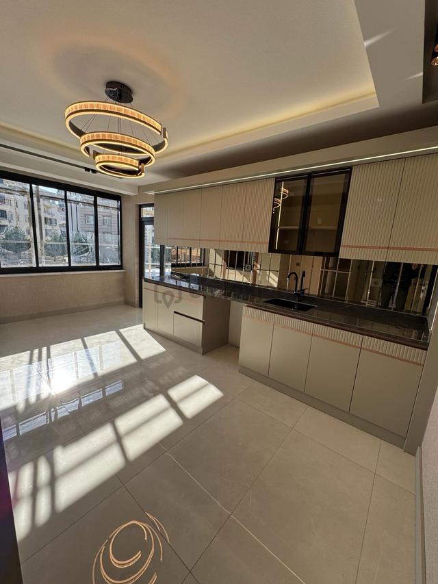 Ymz'den Yılmazlar Plaza Yanında 2,5+1 Sıfır Daire 4