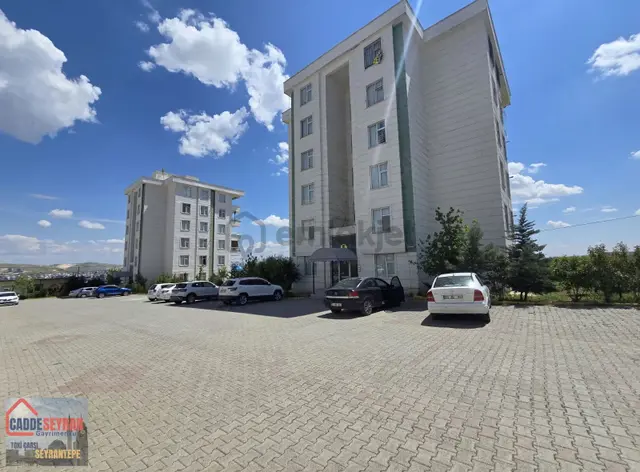 Cadde Seyran'dan Satılık 3+1 170m2 Arakat Lalepark Evleri 3cephe 1