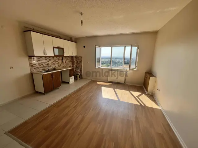 Kayaşehir 11.bölgede Kiralık 2+1 Boş Daire Mertoya Yürüme 3