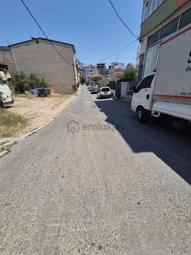 Turgut Reis Mahallesi'nde Satılık İşyeri 2