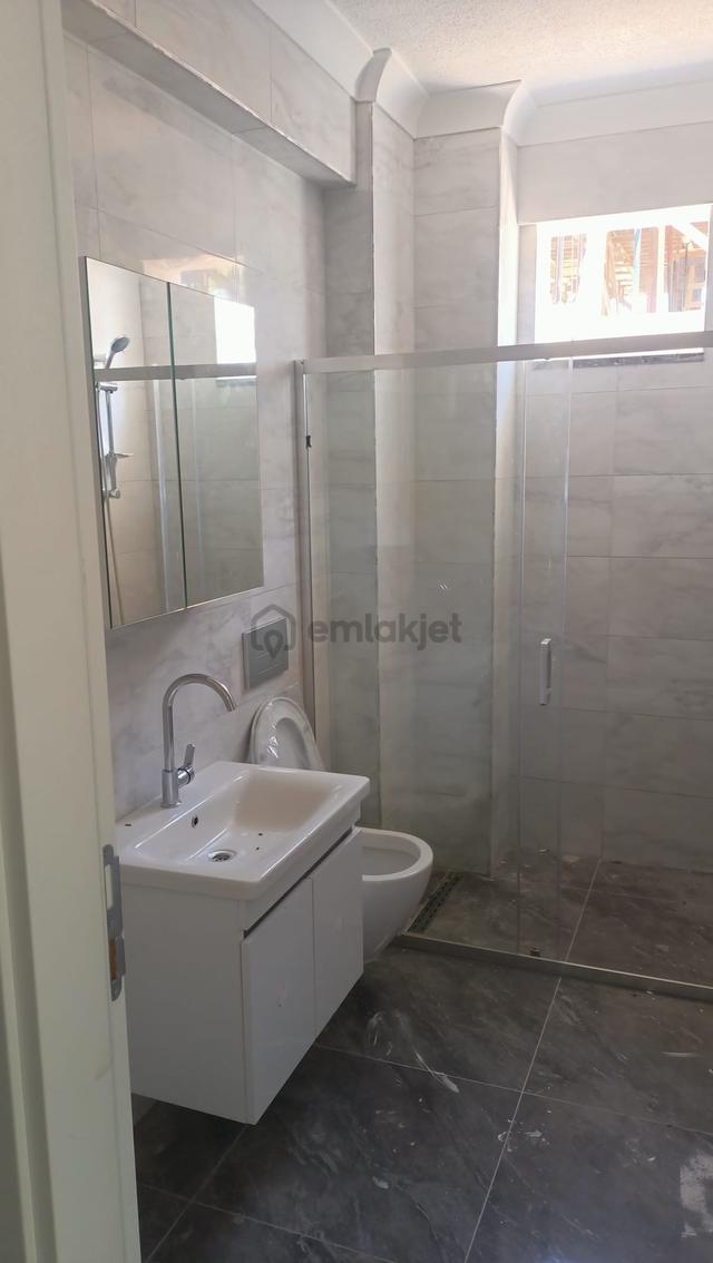 Arifiye Hanlıköy Merkez Villalar Bölgesinde Satılık 2+1 Daire 5