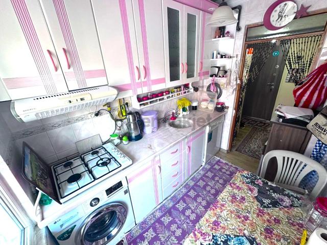 𝄞melodi'den Pazar Pazarına Komşu Full Kredili Ön Cephe Ayrı Mutfaklı 2+1 Daire 3