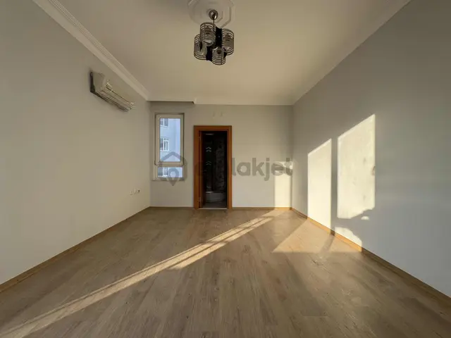 Uğur Kurtulmuş'tan Ülker Sitesi'nde Kiralık 3+1 Arakat Daire 2