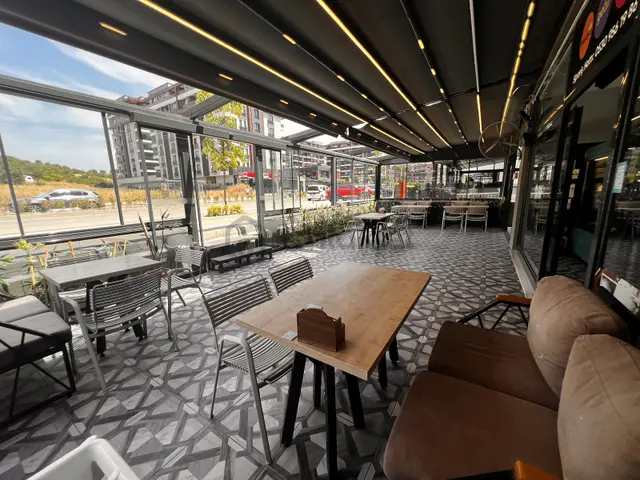 Nilüfer Balkan Mahallesi Bulvara Cephe 360m2 Kiralık Dükkan 2