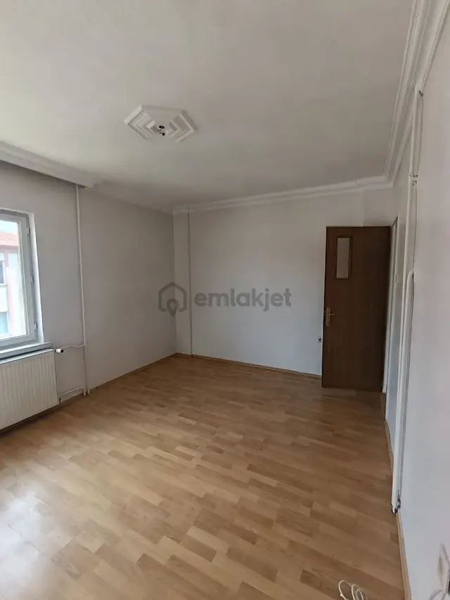 Pırlanta'dan Uydukent Zafer Sitesinde 2+1 Geniş Kiralık Daire 5