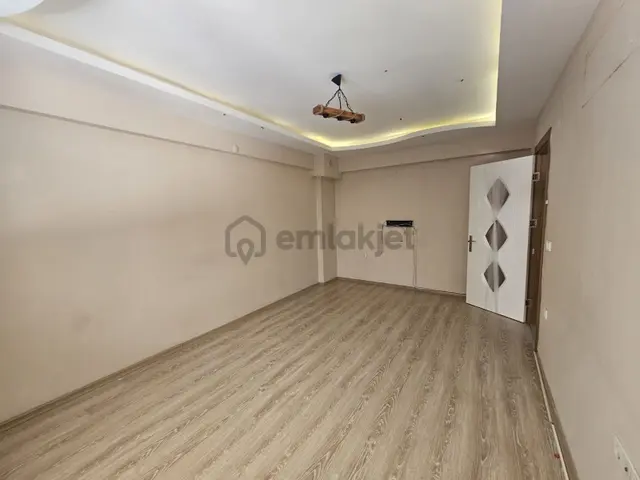 Bucada Sınırsız Kredye Uygun Plan Projeli Evebeyn Banyolu Daire 2