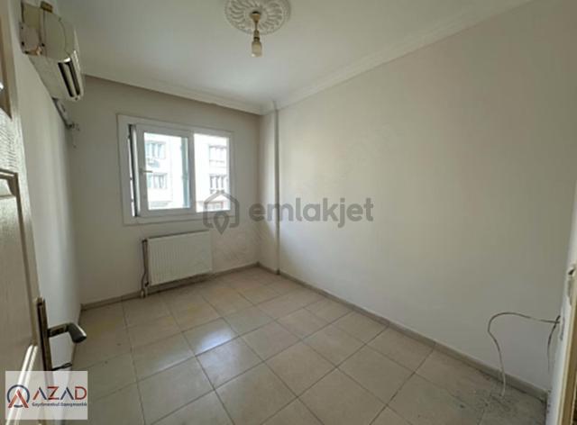 Azad- Cafeler Sokağı Civarı Satlık (1+1 45 M2 ) Apart 4