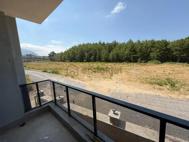 Alanya Oba'da Yeni Binada Satılık 1+1 Daire 2