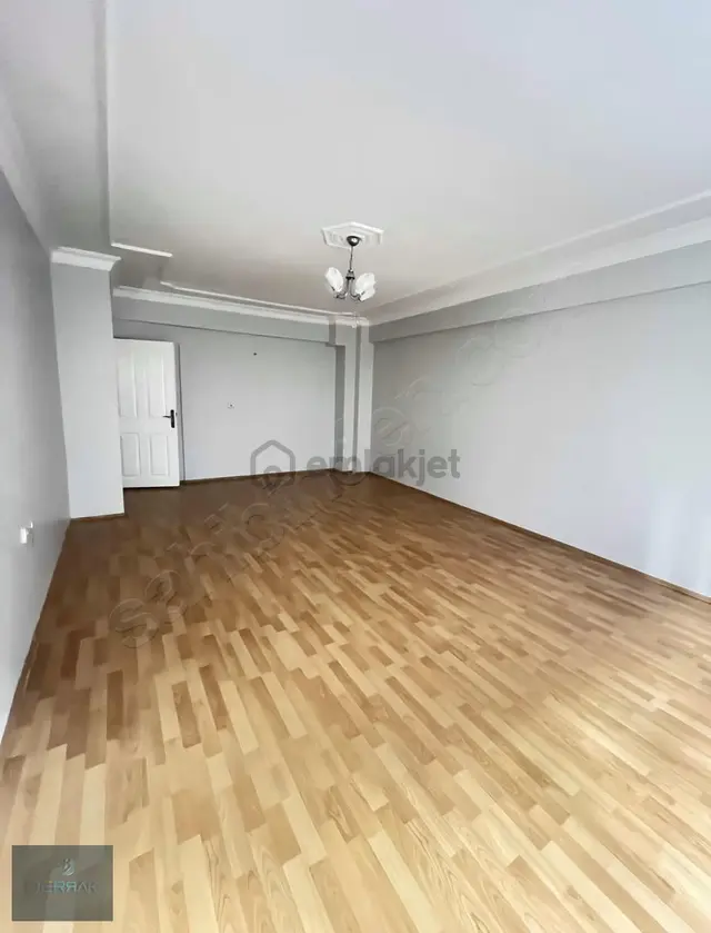 Reşadiye Mah. Atatürk Bul. Na Yakın Kiralık 3+1 Daire 4