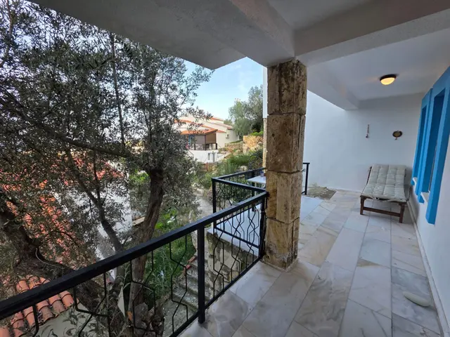 Foça'nın Ödüllü Sitesi Olivia Village Satılık 1+1 Yazlık 4