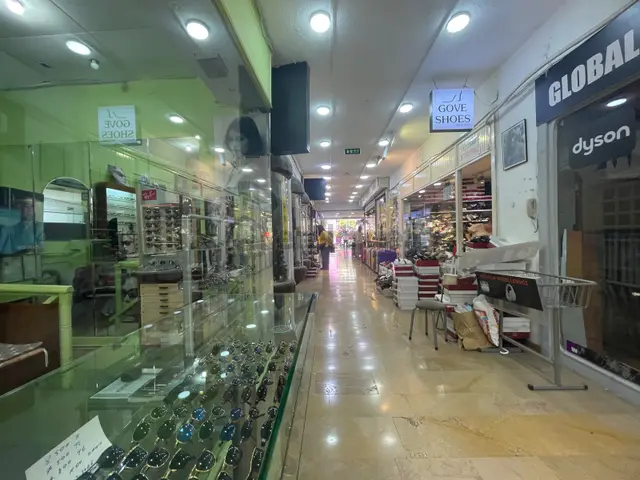 Mutluol Proje'den Bahariye Hak Pasajın'da Satılık Dükkan 3