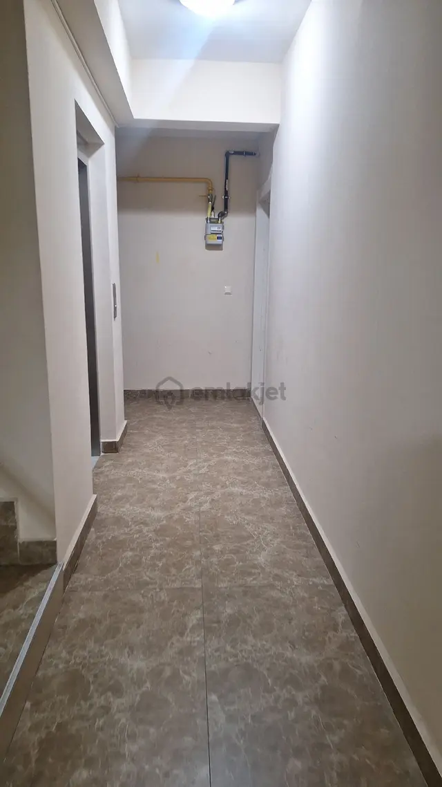 Pelitköy Tramvay Durağına Çok Yakın Eşyalı Kiralık Daire 3