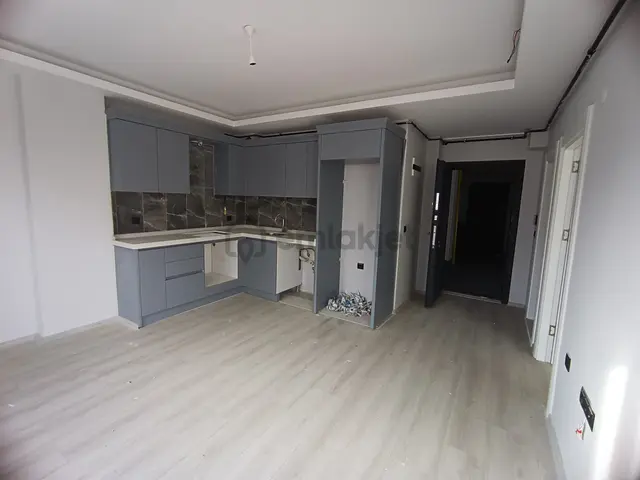 Atakum İstiklal'de Lüks 1+1 Kiralık Daire 2