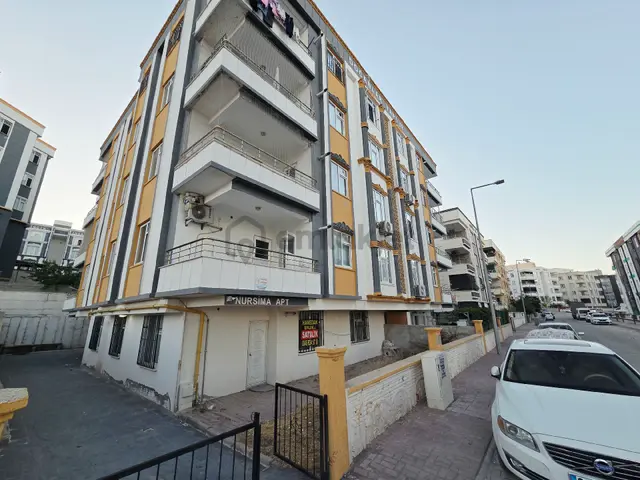 Karaköprü Seyrantepede Satılık 3+1 Giriş Kat Daire 3
