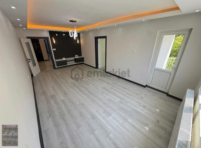 Es As'tan Mareşal Çakmak Mh Ful Yapılı Katta Ebeveyn Banyolu 3+1 4