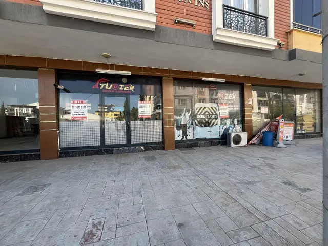 Tekkeköy Kurtuluş Mah. Kiralk Doğalgazlı Ve Depolu 55 M2 Dükkan 2