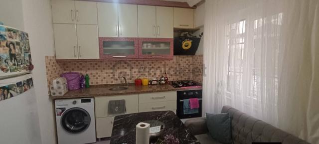 Truva -- Bahçelievler Mah. Çoban Market Civarı 2+1 95 M2 Daire. 4