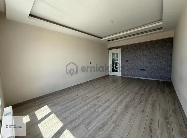 19 Mayıs Mah.3+1 Odalı Geniş Ferah Kiralık Daire 2