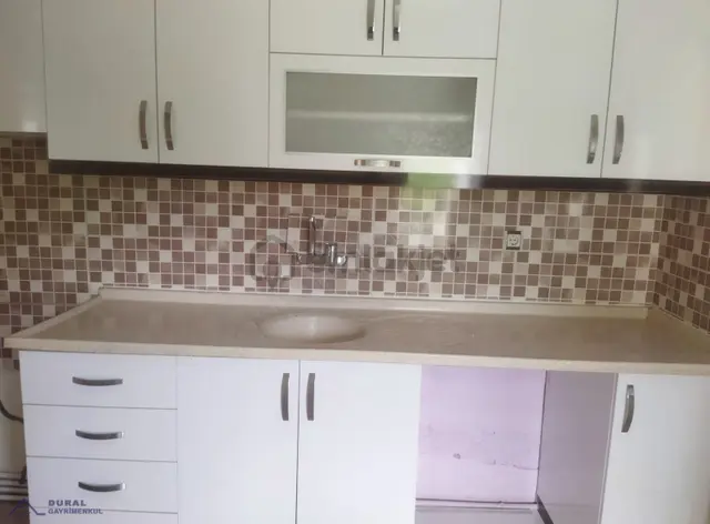 Dur Al Gayrimenkulden Çamlıkta Site İçi Kiralık Daire 3