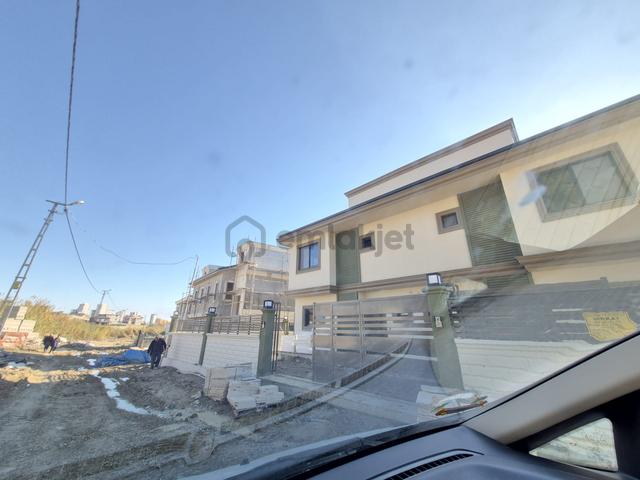4+1 Çınarlı Tripleks Sıfır Villa 3balkon Havuz 200m2 Otopark 300m Arsa Teras G.oda 2banyo Barbekü 4