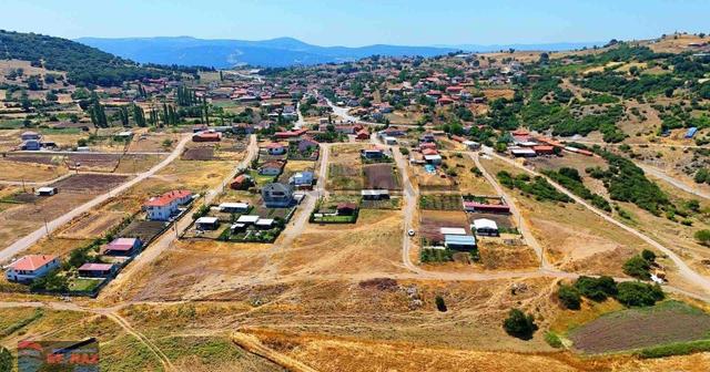 Re/max İnci'den Karesi Turplu'da Satılık Konut İmarlı 356m² Arsa 1