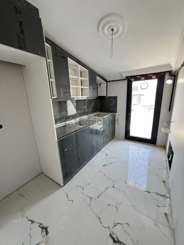 Katılım Evlerine Uygun Çatı Katı 2+1 Satılık Daire 1