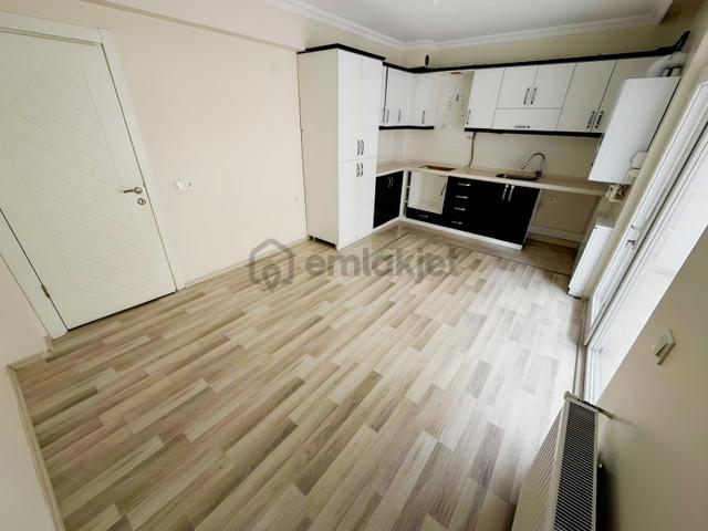 Fazelden Asansörlü İskanlı Ara Kat Geniş 3+1 1