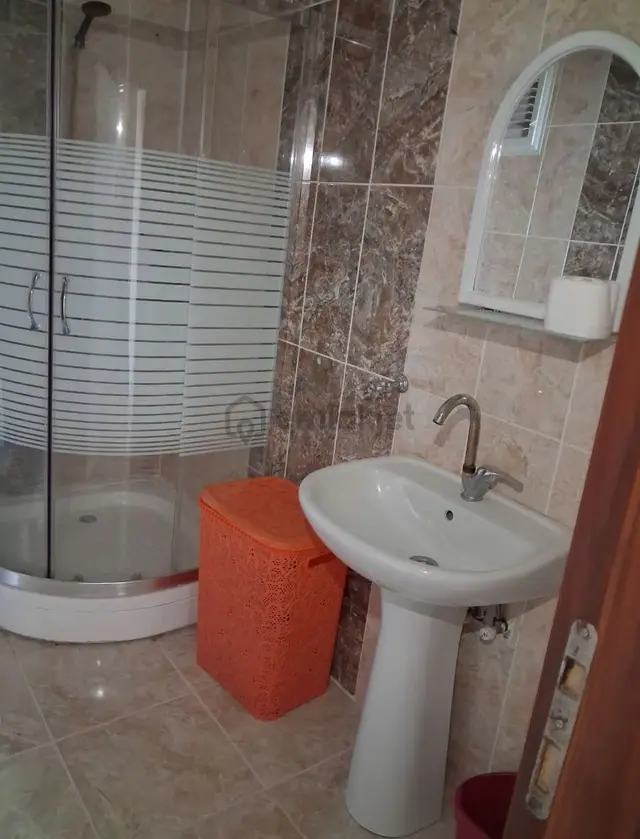 Tuşba Emlaktan Kiralık Eşyalı 2+1 Daire 3