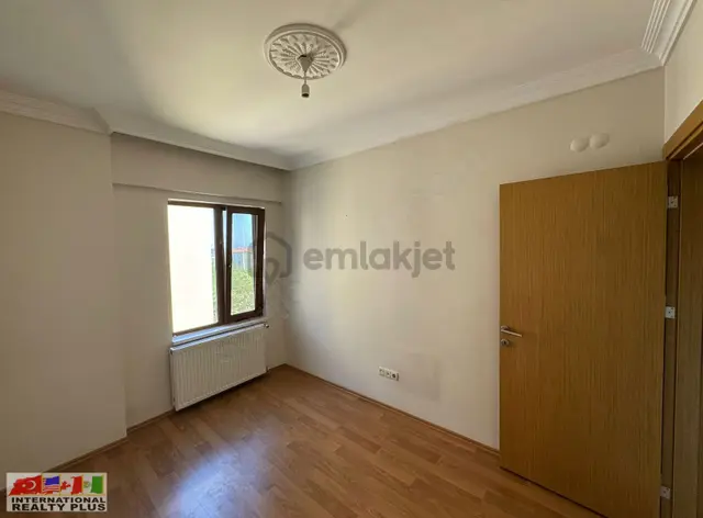 Ekşioğlu Yeşilvadi Evlerinde Taşınmaya Hazır Geniş 3+1 Kiralık 5