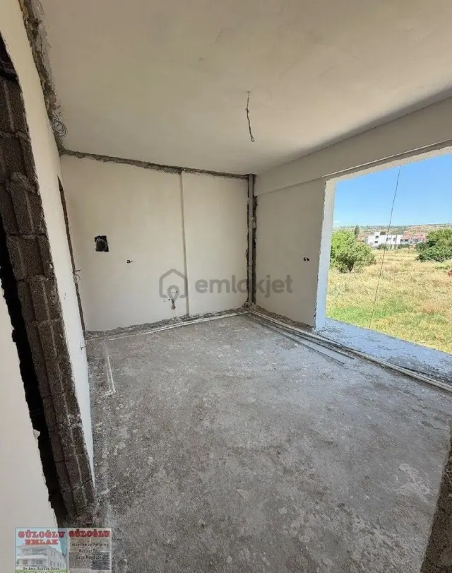 Çivril Otogar Karşısı 65 M2 2+1 2.kat Asansörlü Balkonlu Satılık Daire 2