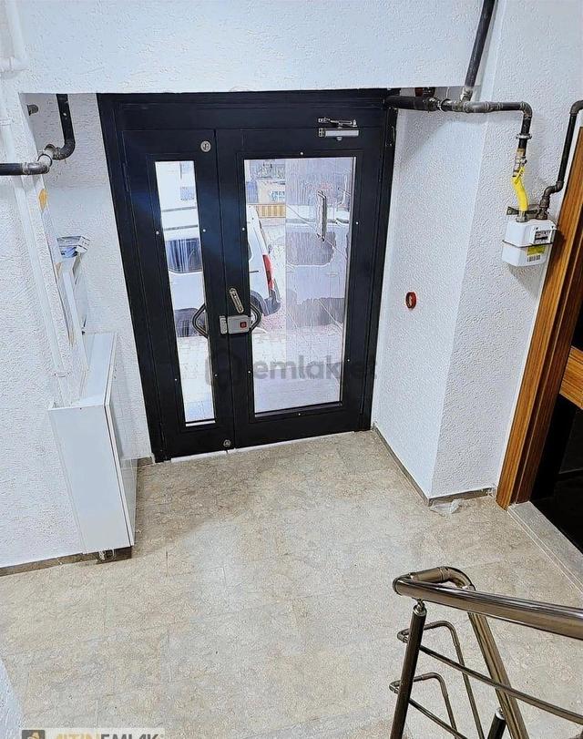 Yenibosna Fevziçakmak Mahllesi'nde 3+1 Çift Banyolu Geniş Daıre 5