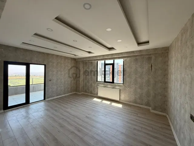 Karaköprü Lüx 4+1 3