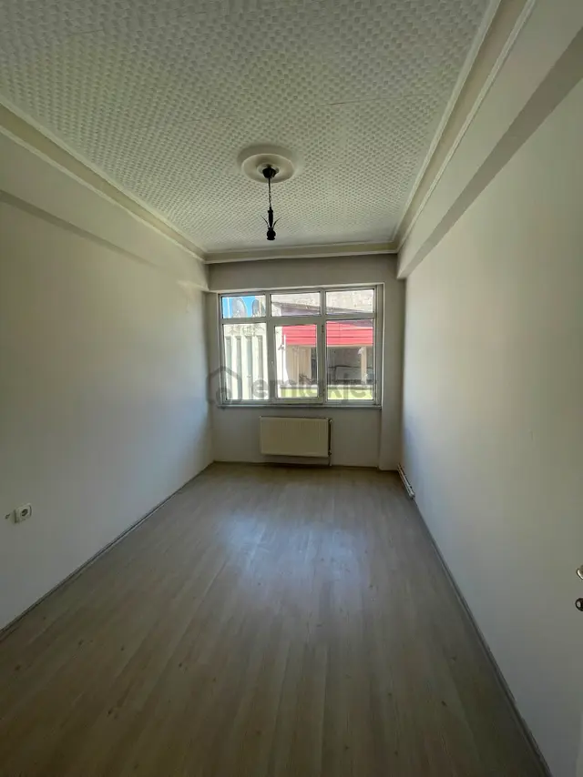 Samsun İlkadım Bahçelievler Mahallesi'nde 4.kat 2+1 Kiralık Daire 5