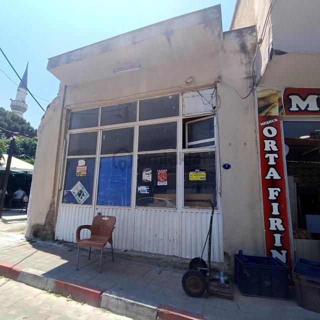 İzmir Kemalpaşa Armutlu Merkezinde Satılık Kargir Dükkan Arsası 4