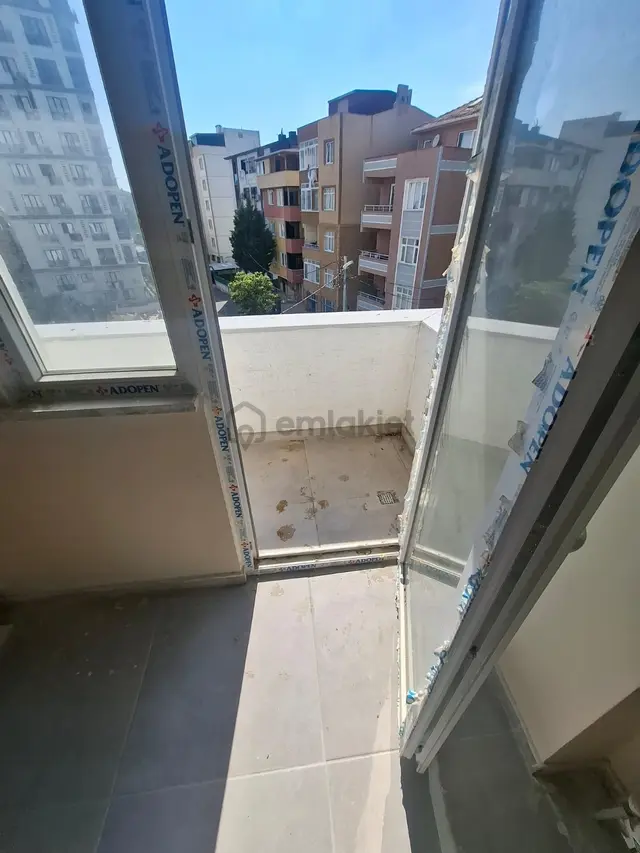 Metroya Yürüme Mesafe Esenler Mah.site İçi 2+1 Satılık 90m2daire 3