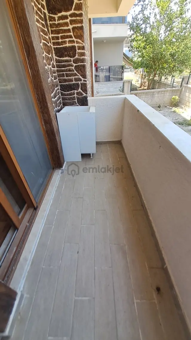 Söğütlüyurtta Hastaneye Yakın Sıfır 1+1 Yüksek Giriş 2