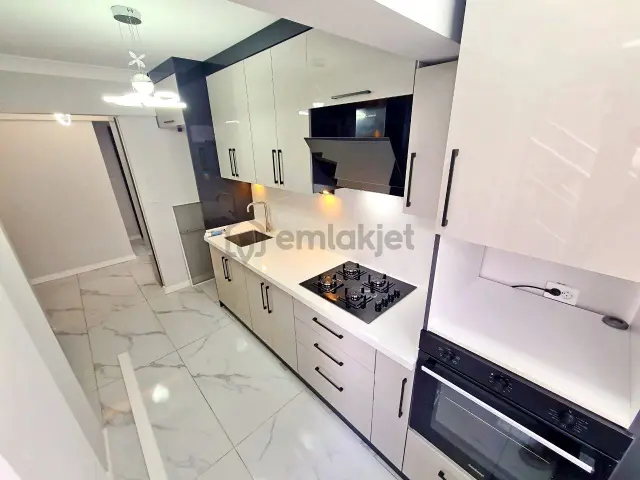 𝄞melodi'den Akçay Merkez'de Bahçeden Eve Gireceğiniz Denize 200mt Ayrı Mutfaklı 2+1 Daire 2