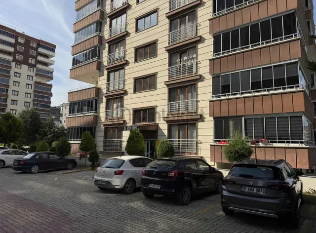 +1 Yatırım /atakum Ergün Sitesinde Kiralık 3+1 1