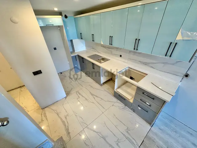 ꧁ay Emlaktan꧂akçay'da Kapalı Otoparklı Çift Asansörlü Denize Yakın Satılık 2+1 Dubleks Daire 3