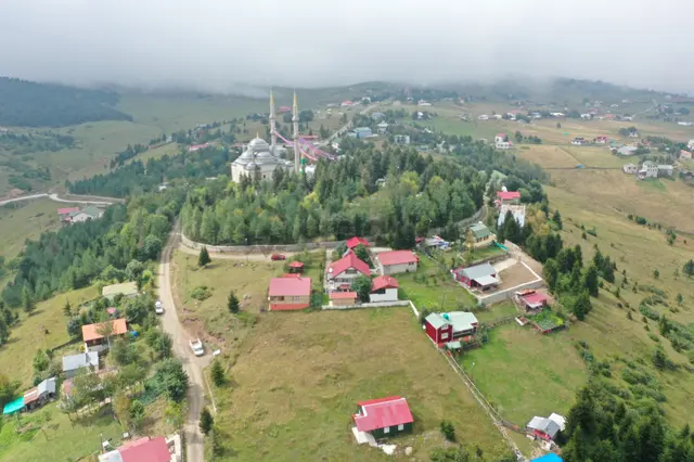 Haçka Yaylasında Satılık Özel Yapım Muhteşem Villa Ve Arsa 2