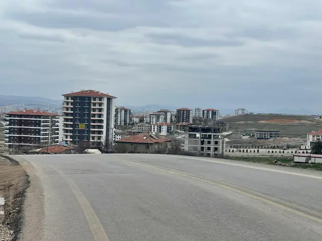 Sincan Yeniçimşitte İmarın Dibinde 50m2 Satılık Tarla Hissesi 1