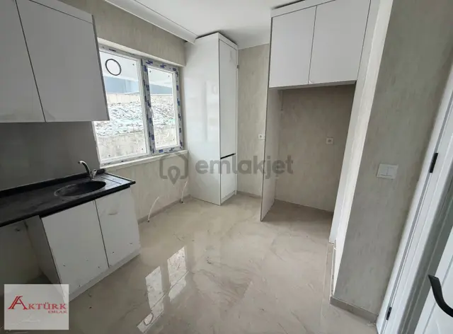 //aktürk Emlak\\ Kat Konumunda Kaçmaz Fiyata Kupon Sıfır Daire** 3